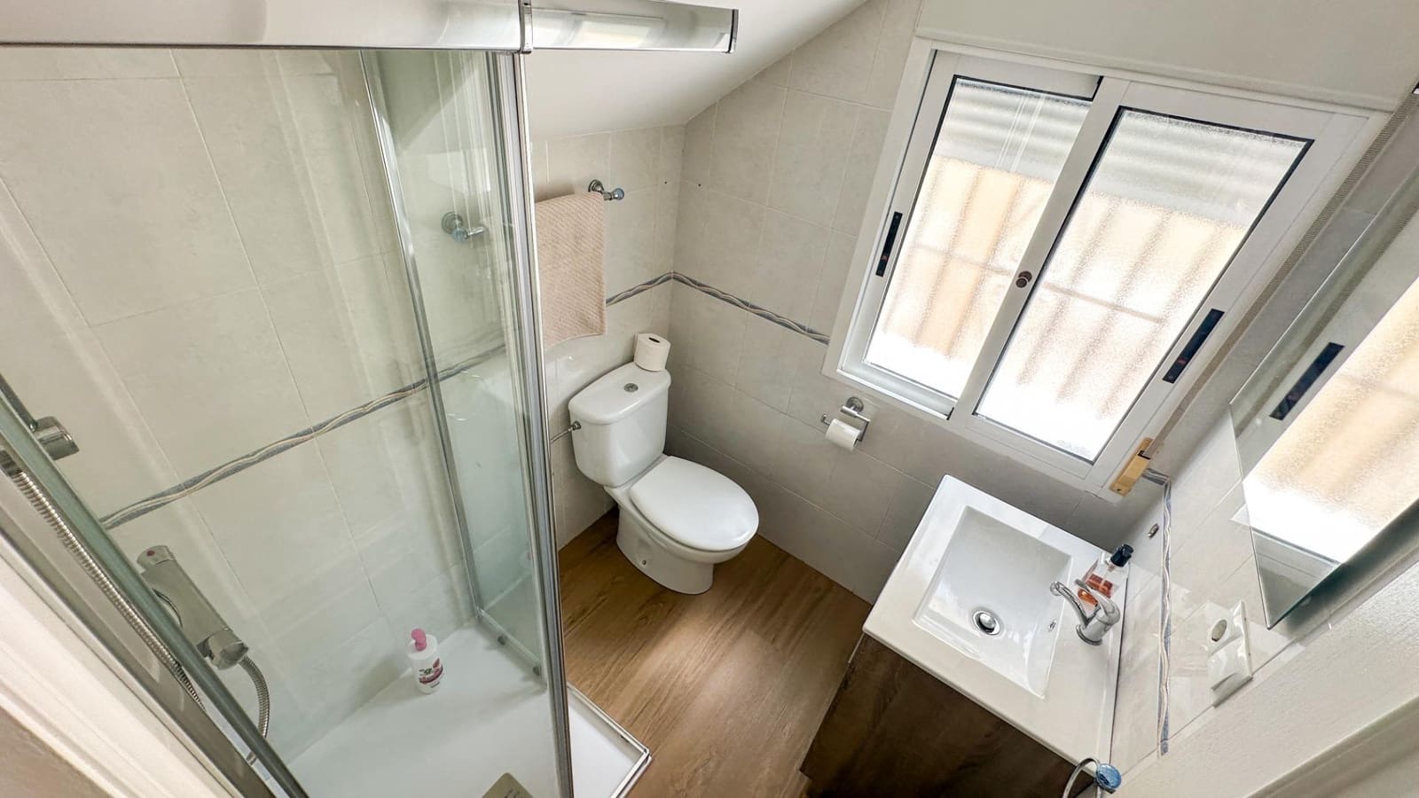 3 sypialnia Willa na sprzedaż w Filipinas z basenem - 345 000 € (Ref: 9959940)