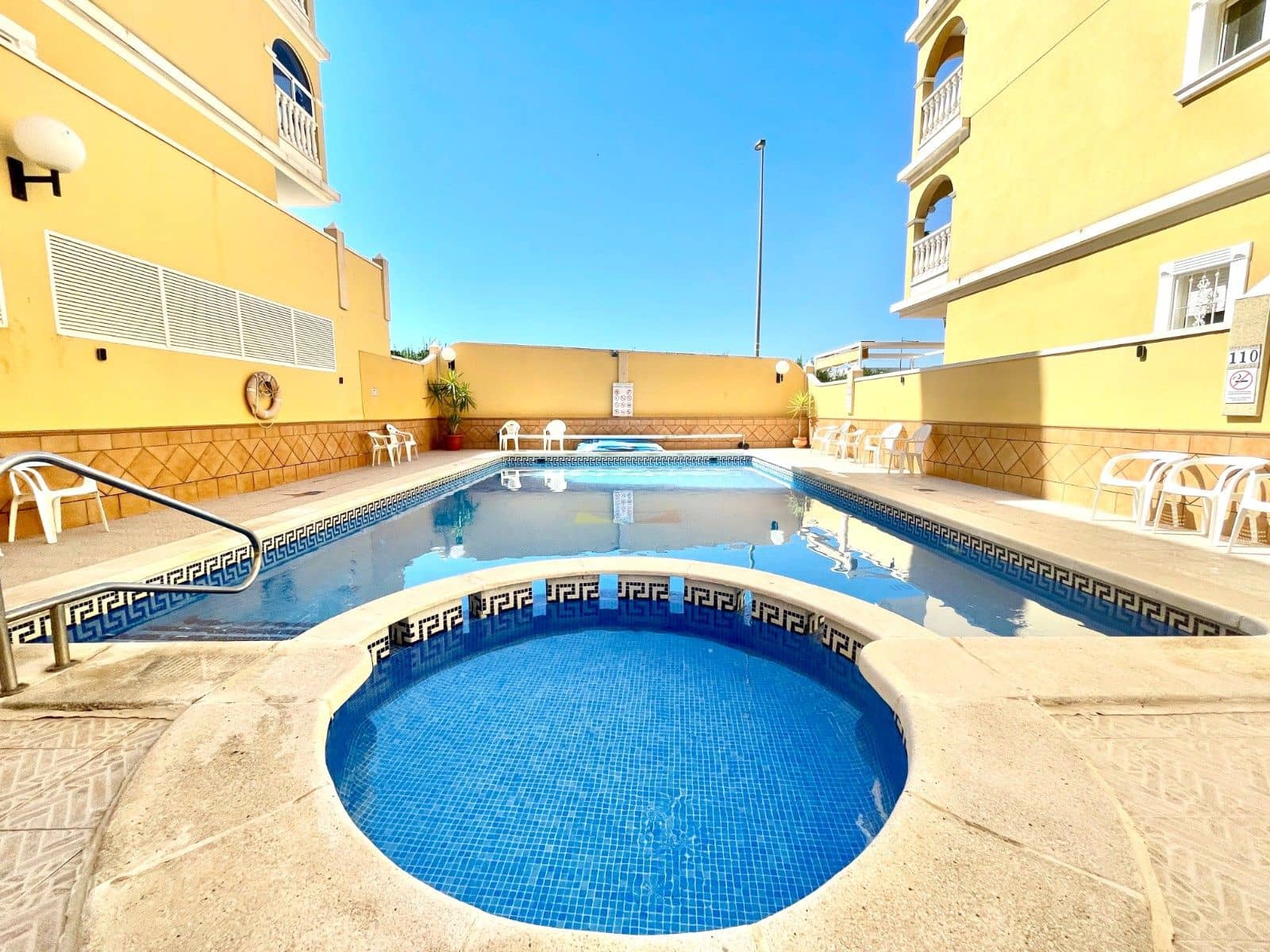 2 soverom Penthouse til salgs i Algorfa - € 157 900 (Ref: 9959944)