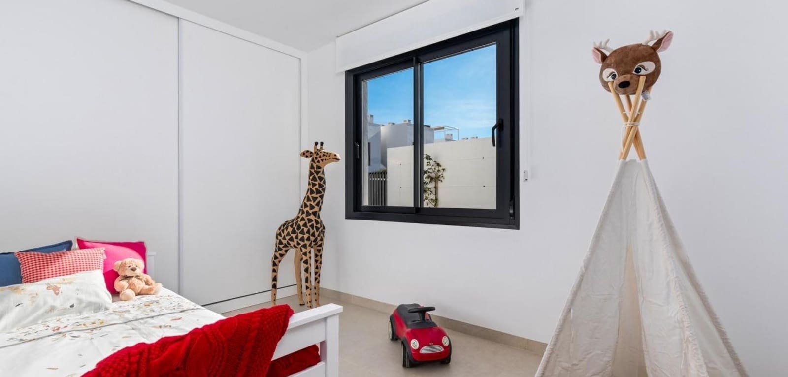 3 soverom Villa til salgs i Mar de Cristal med svømmebasseng - € 549 000 (Ref: 9963241)