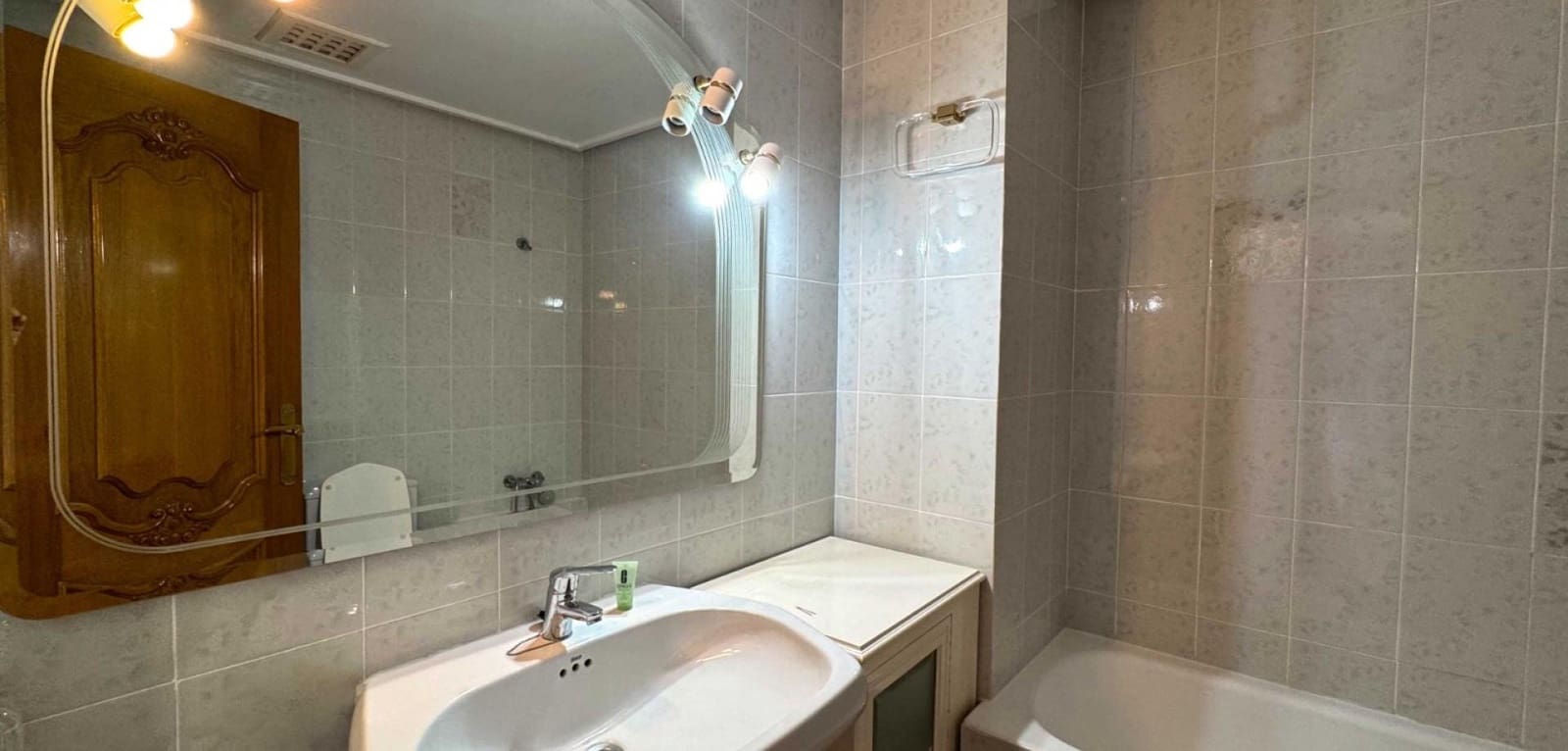 6 chambre Appartement à vendre à Lo Pagan - 415 000 € (Ref: 9963254)