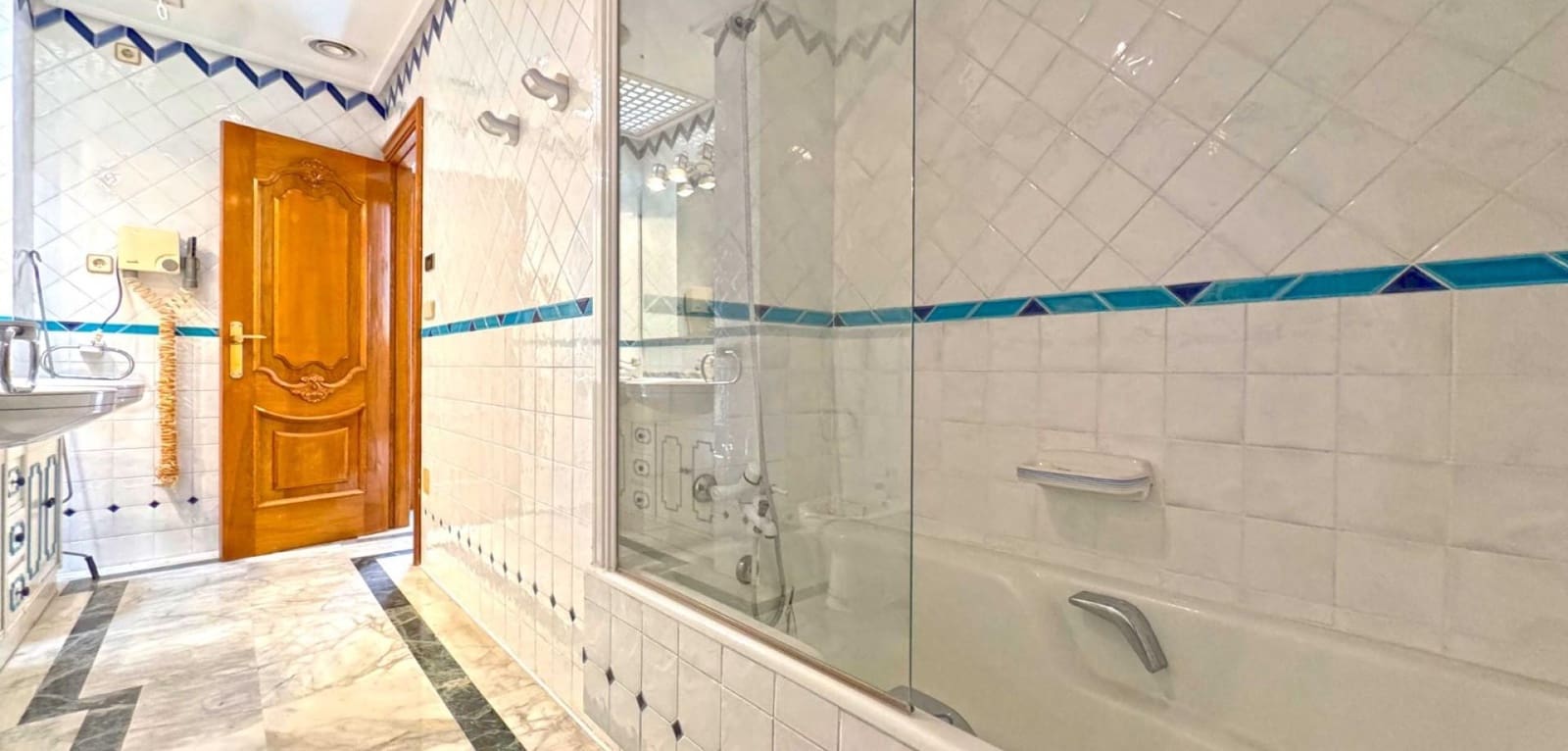 6 chambre Appartement à vendre à Lo Pagan - 415 000 € (Ref: 9963254)