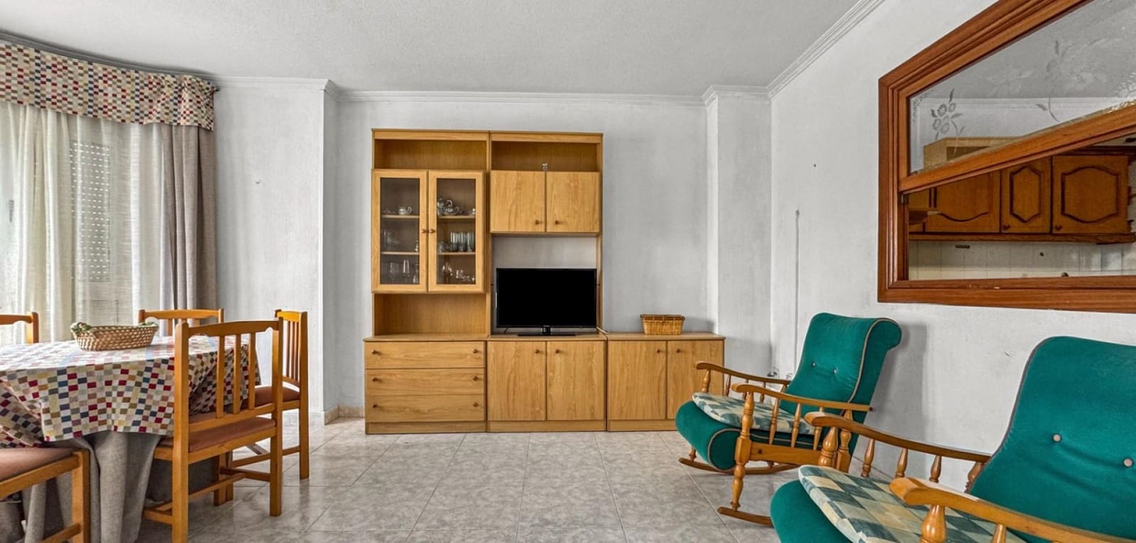 3 makuuhuone Huoneisto myytävänä paikassa Torrevieja mukana 
autotalli - 375 000 € (Ref: 9963272)