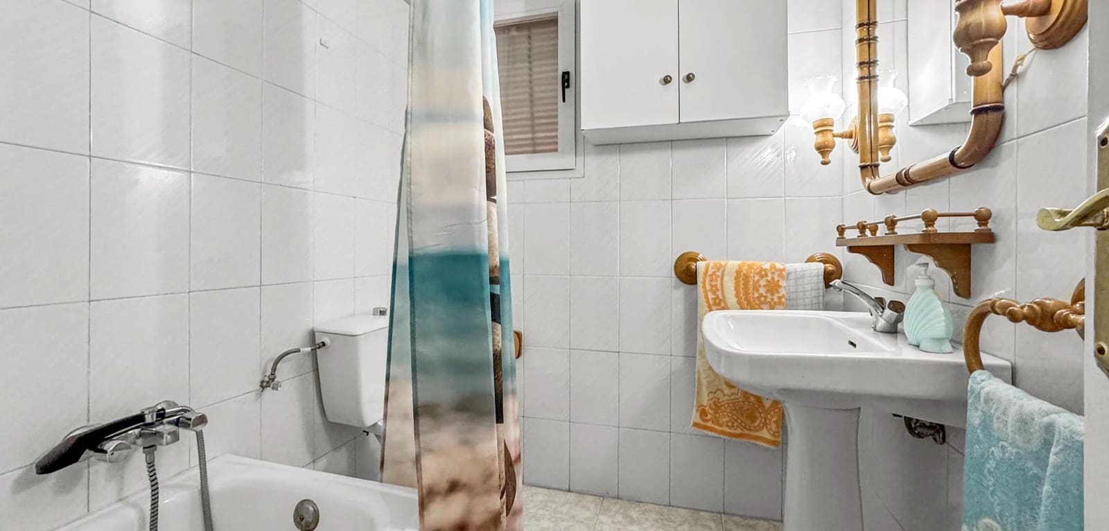 3 makuuhuone Huoneisto myytävänä paikassa Torrevieja mukana 
autotalli - 375 000 € (Ref: 9963272)