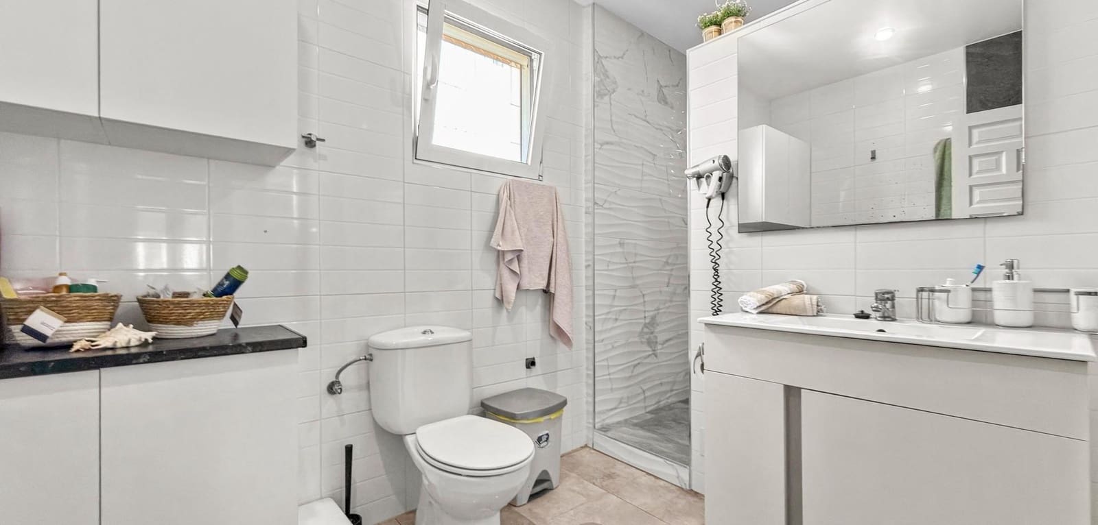 7 soveværelse Villa til salg i Rojales med swimmingpool - € 1.299.000 (Ref: 9963273)