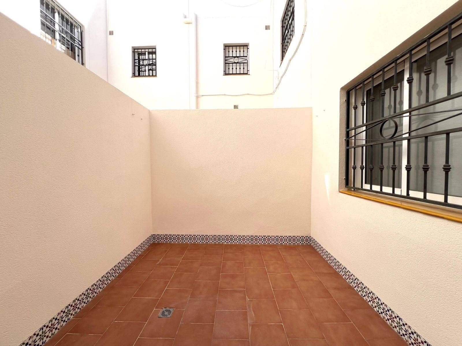 2 camera da letto Villetta a Schiera in vendita in La Florida - 215.000 € (Rif: 9963291)