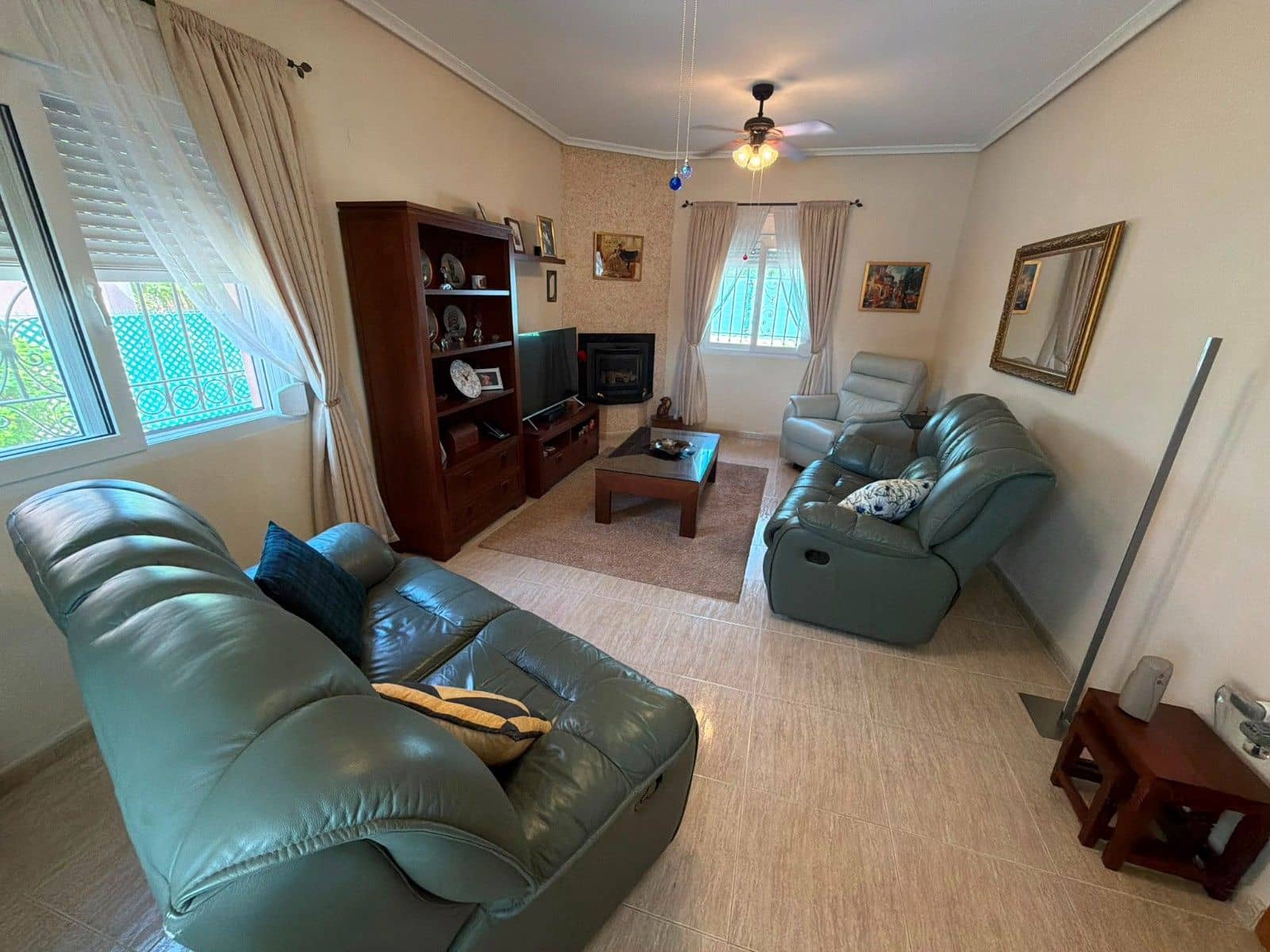 3 bedroom Villa for sale in Los Montesinos with pool - € 299,999 (Ref: 9963298)