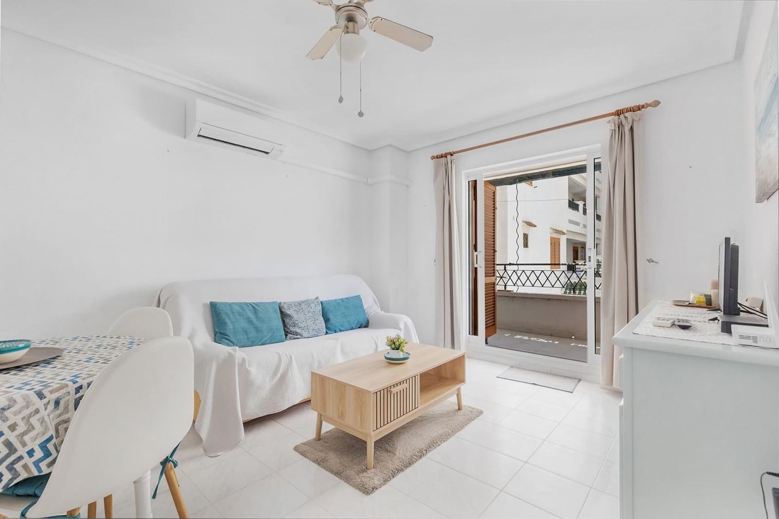 2 Zimmer Apartment zu verkaufen in La Mata mit Garage - 199.500 € (Ref: 9965439)