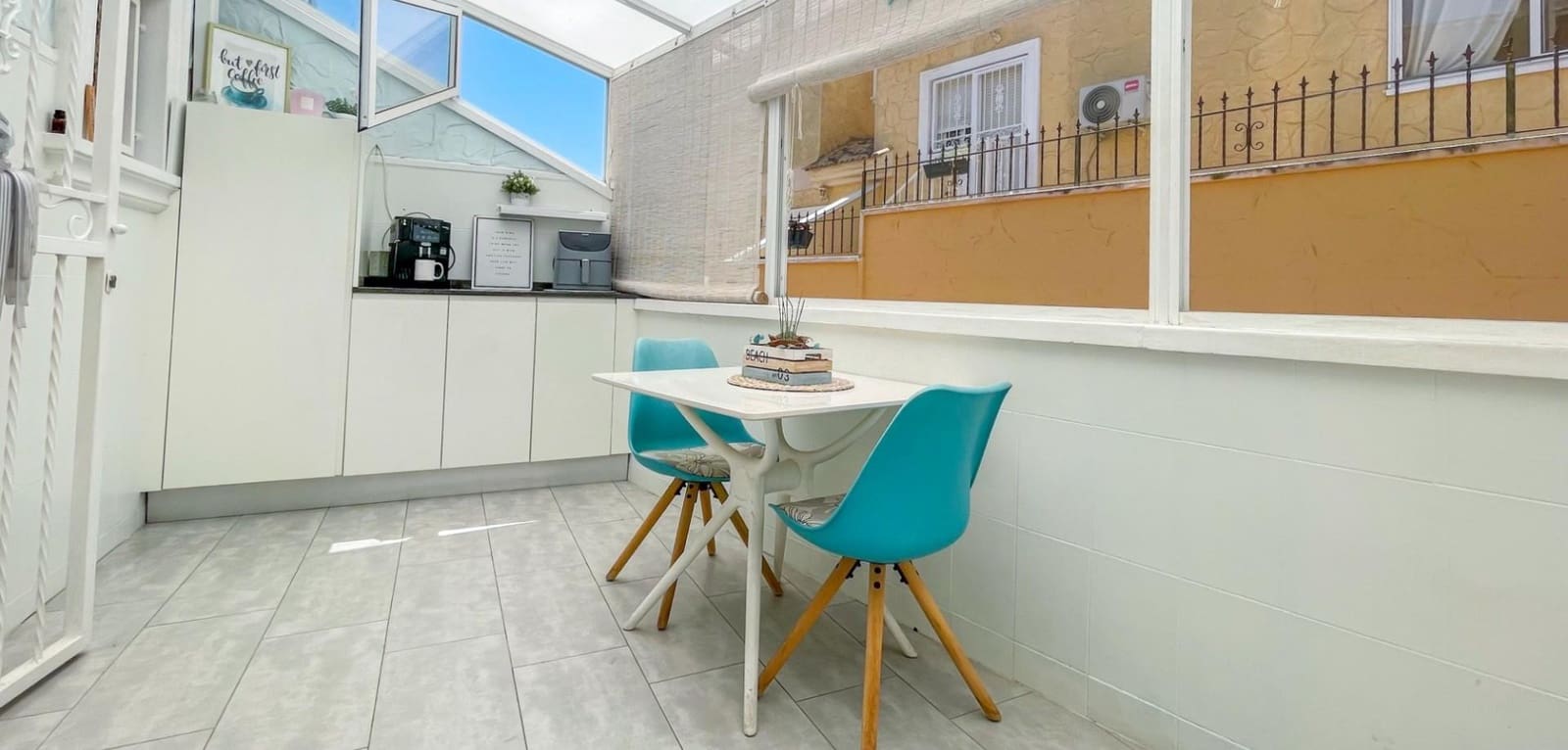 4 soverom Hus til salgs i Torrevieja med garasje - € 320 000 (Ref: 9965449)