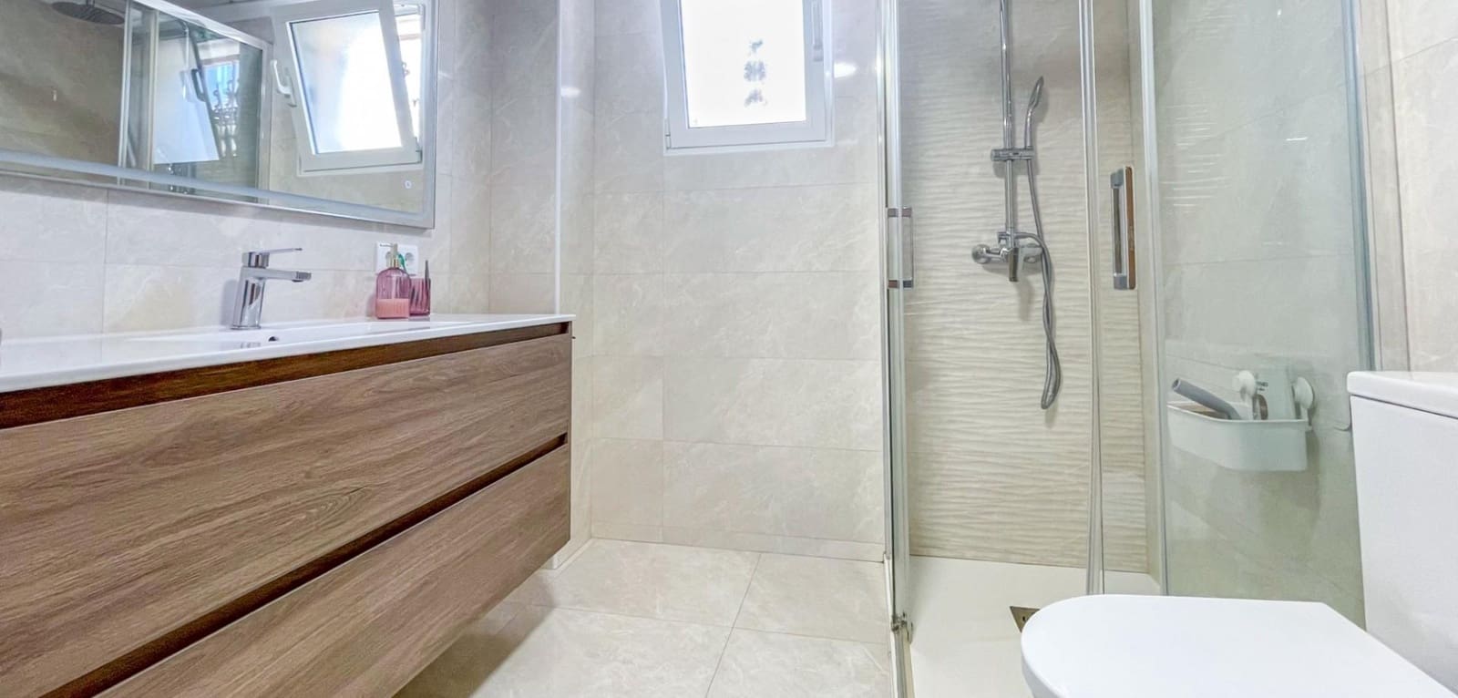 4 soverom Hus til salgs i Torrevieja med garasje - € 320 000 (Ref: 9965449)
