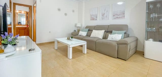 4 soverom Hus til salgs i Los Balcones - Los Altos, Torrevieja med garasje - € 320 000 (Ref: 9965449)