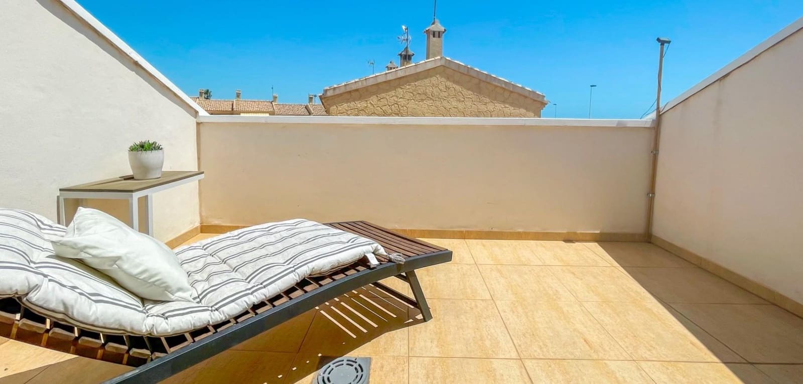 4 soverom Hus til salgs i Torrevieja med garasje - € 320 000 (Ref: 9965449)