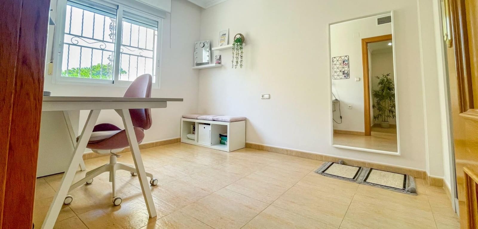 4 soverom Hus til salgs i Torrevieja med garasje - € 320 000 (Ref: 9965449)