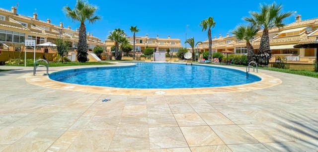 4 soverom Hus til salgs i Los Balcones - Los Altos, Torrevieja med garasje - € 320 000 (Ref: 9965449)