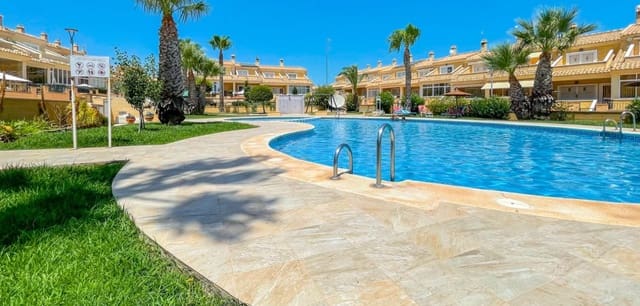 4 soverom Hus til salgs i Los Balcones - Los Altos, Torrevieja med garasje - € 320 000 (Ref: 9965449)