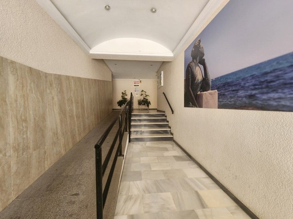 1 soverom Leilighet til salgs i Torrevieja - € 105 000 (Ref: 9966764)