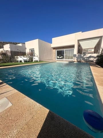 4 soverom Villa til salgs i Madrid by - € 770 000 (Ref: 9968360)