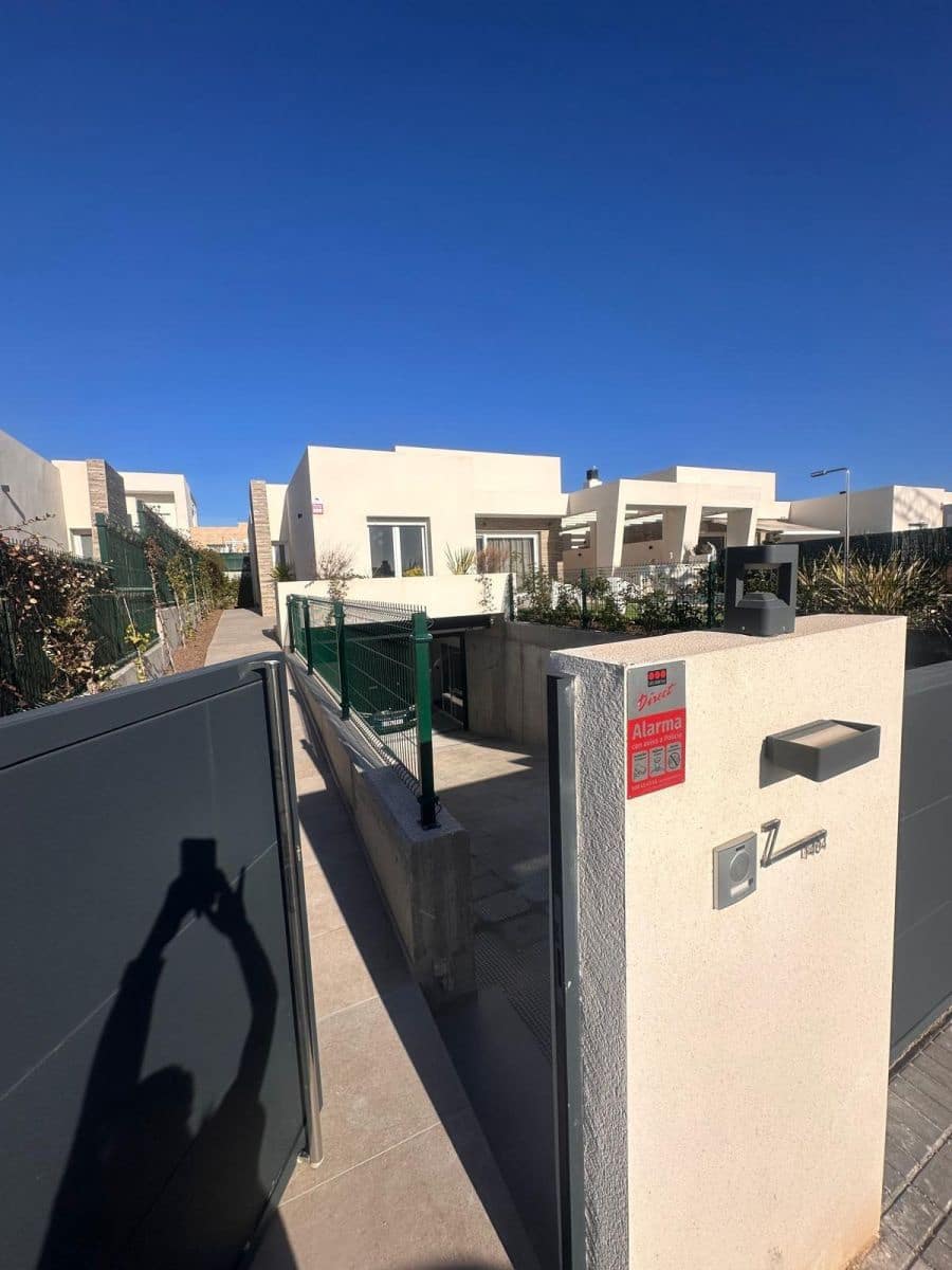 4 soverom Villa til salgs i Madrid by - € 770 000 (Ref: 9968360)