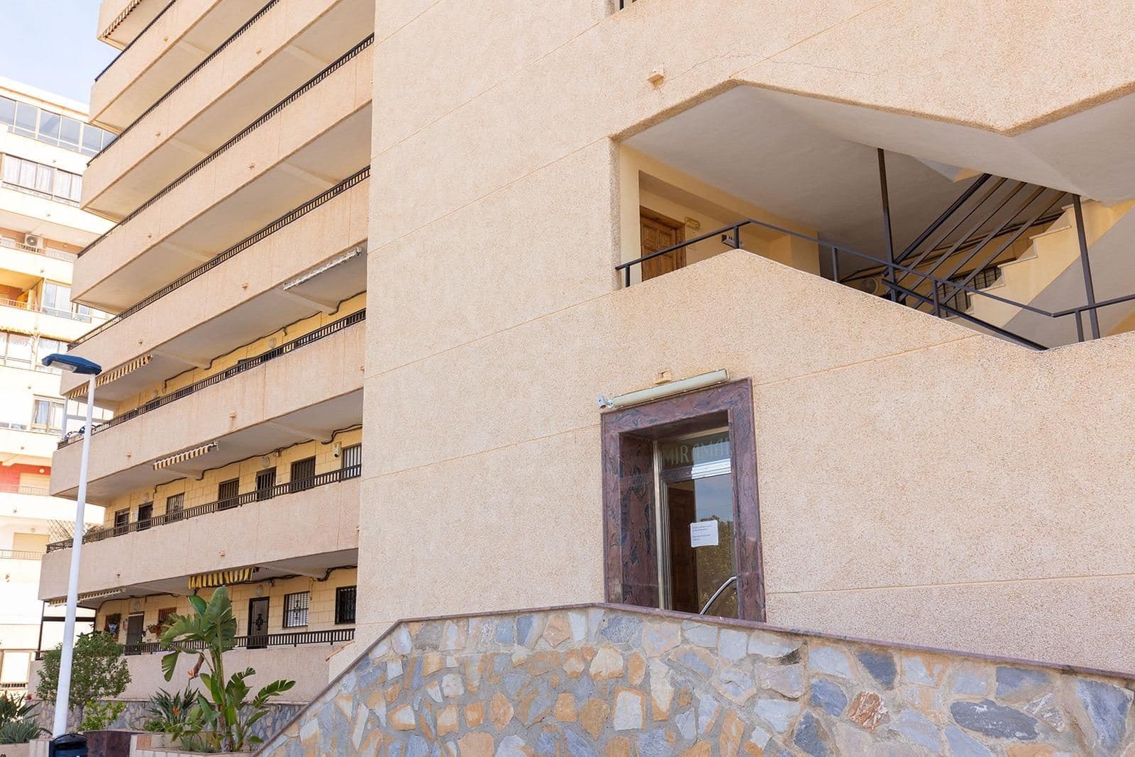 2 bedroom Flat for sale in La Mata - € 193,000 (Ref: 9973465)