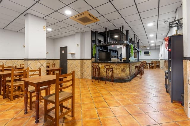Yritys myytävänä paikassa Torrevieja - 169 900 € (Ref: 9973471)