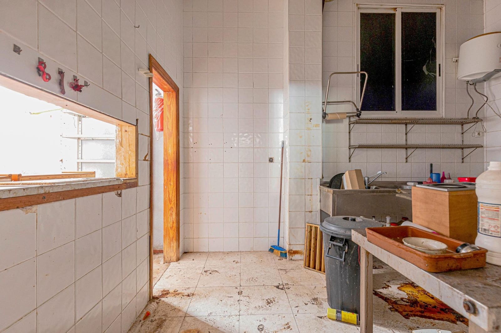 Yritys myytävänä paikassa Torrevieja - 129 900 € (Ref: 9973473)