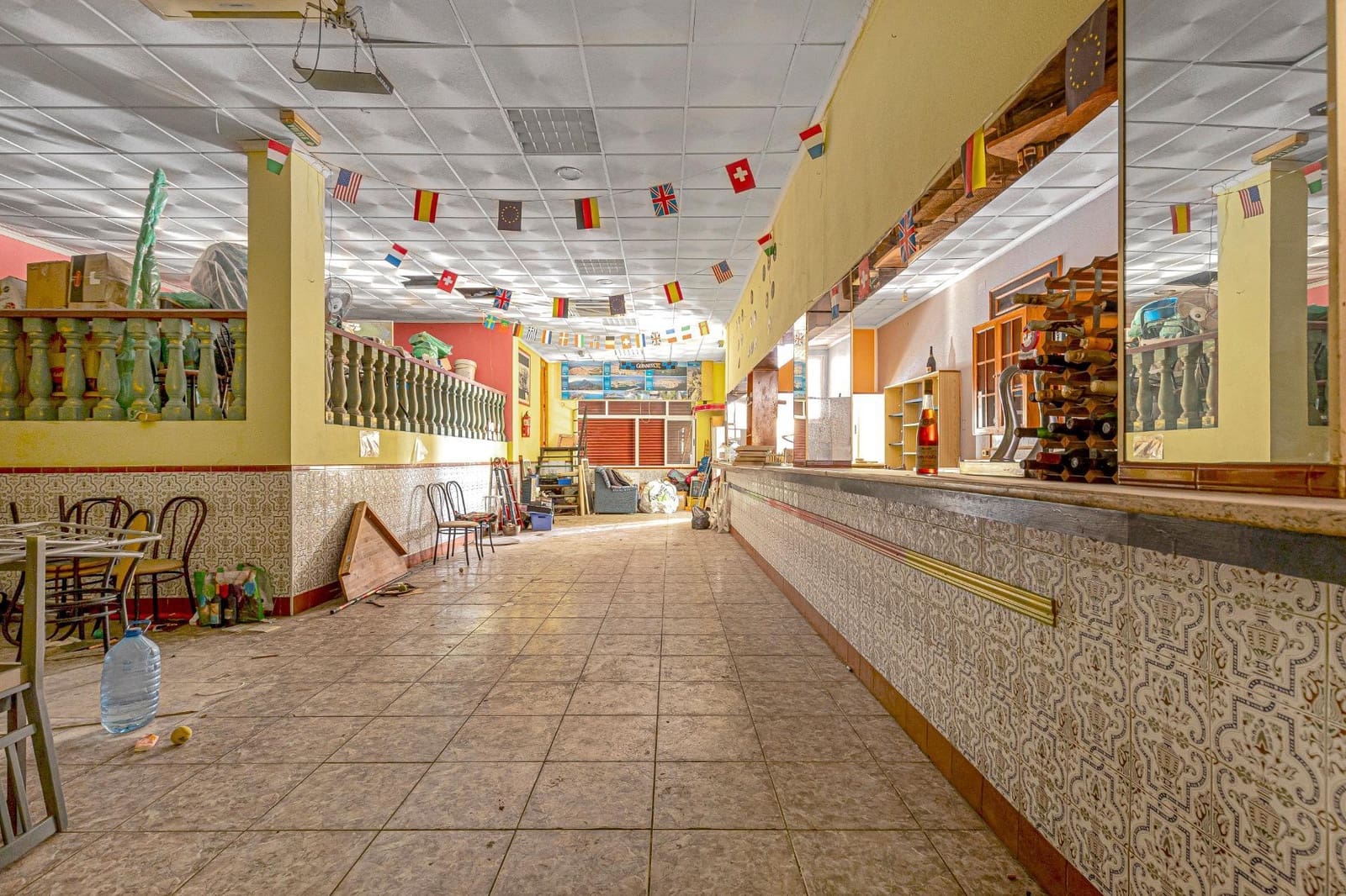 Yritys myytävänä paikassa Torrevieja - 129 900 € (Ref: 9973473)