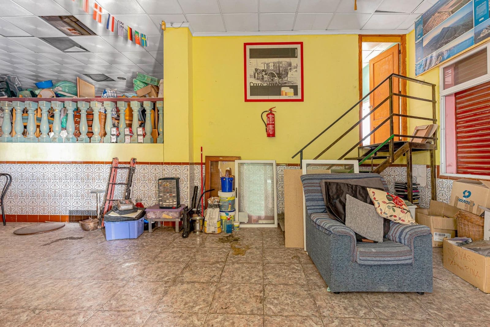 Yritys myytävänä paikassa Torrevieja - 129 900 € (Ref: 9973473)
