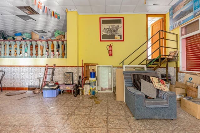 Yritys myytävänä paikassa Torrevieja - 129 900 € (Ref: 9973473)