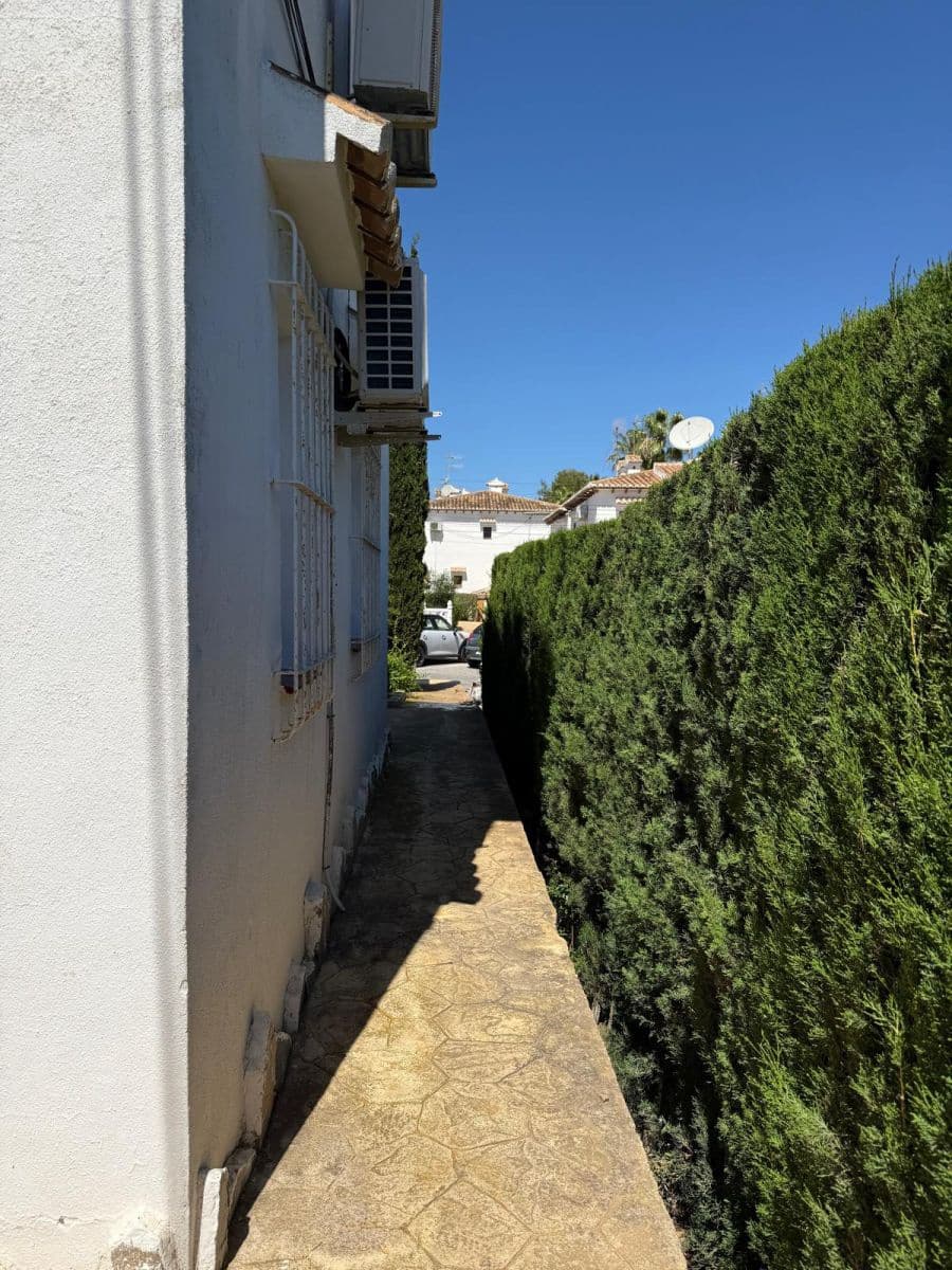 2 bedroom Bungalow for sale in La Siesta - € 199,000 (Ref: 9973480)