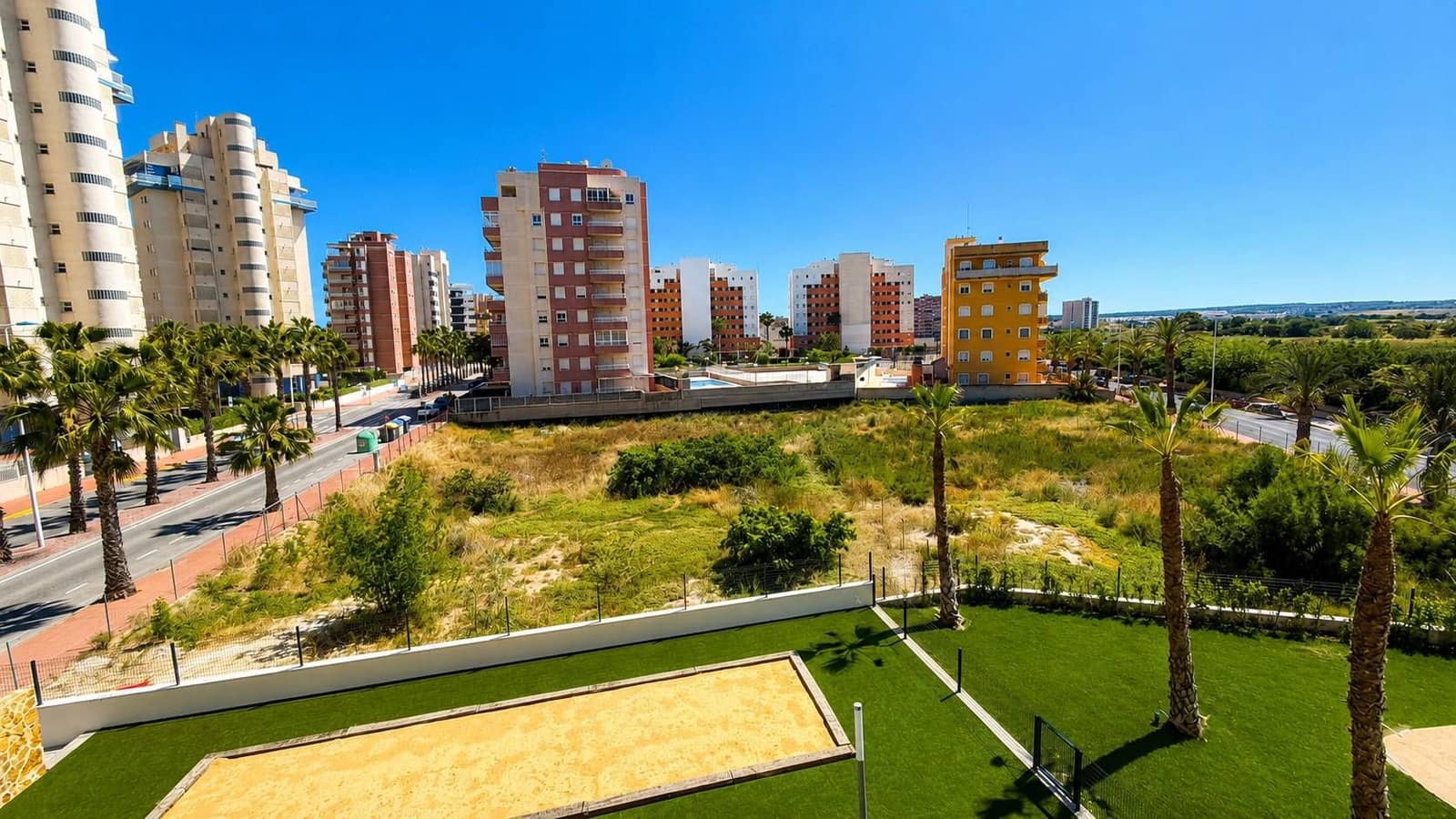 2 sypialnia Apartament na sprzedaż w Guardamar del Segura z garażem - 329 000 € (Ref: 9973482)