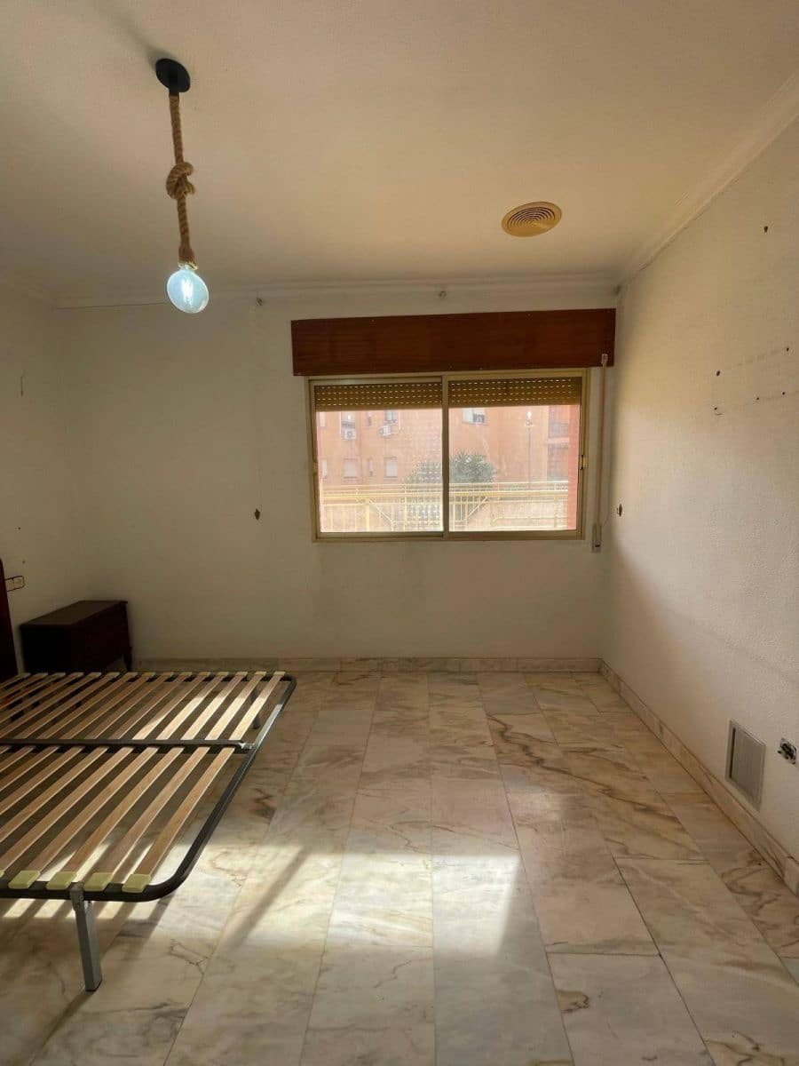 4 bedroom Villa for sale in Lo Pagan with garage - € 329,000 (Ref: 9973492)