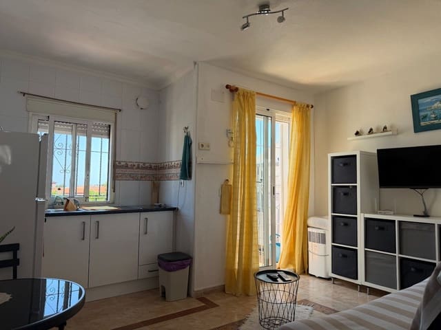 Apartamento de 1 habitación en San Miguel de Salinas en venta - 110.000 € (Ref: 9977460)