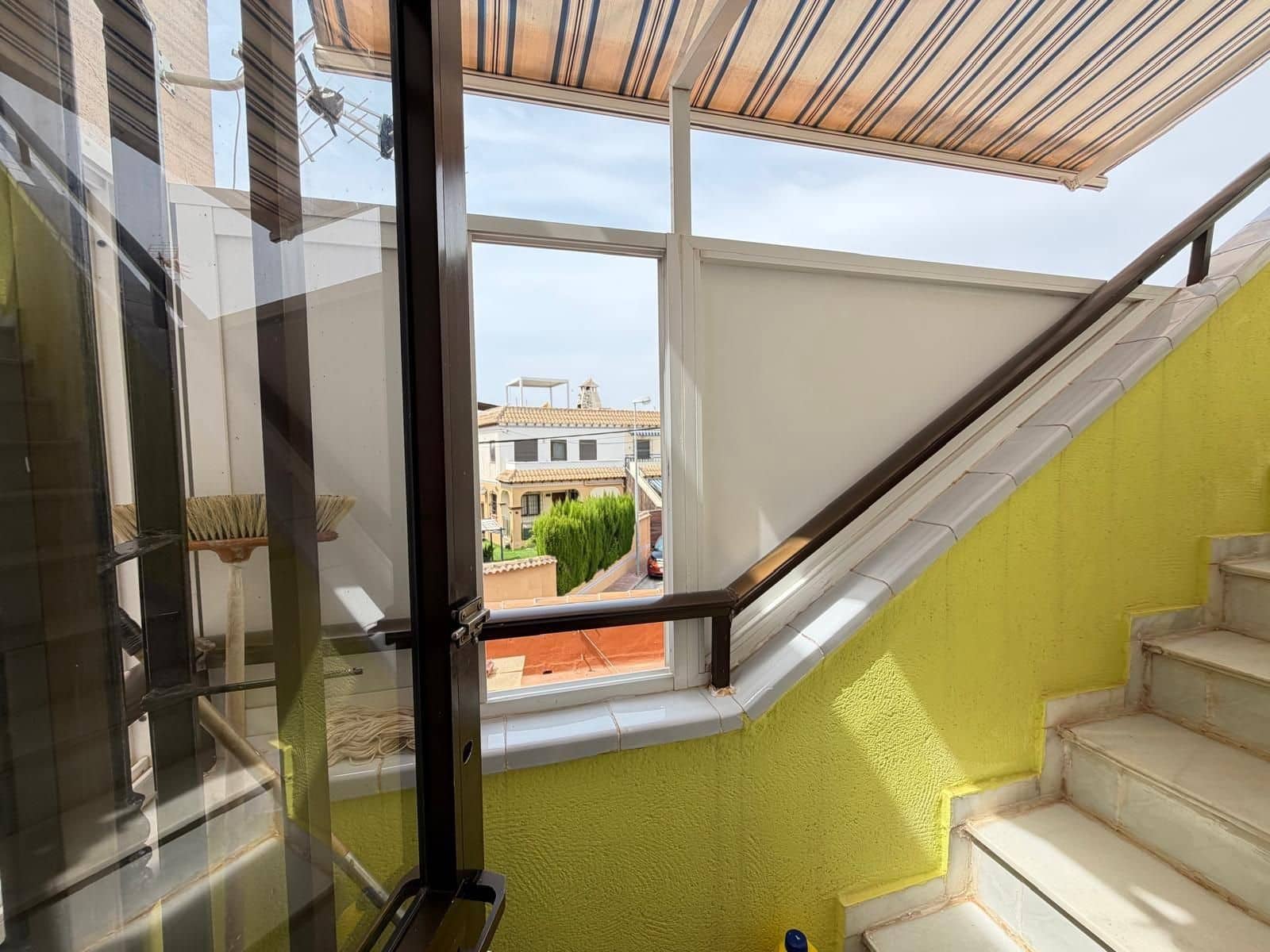 2 Zimmer Bungalow zu verkaufen in Torrevieja - 160.000 € (Ref: 9979012)