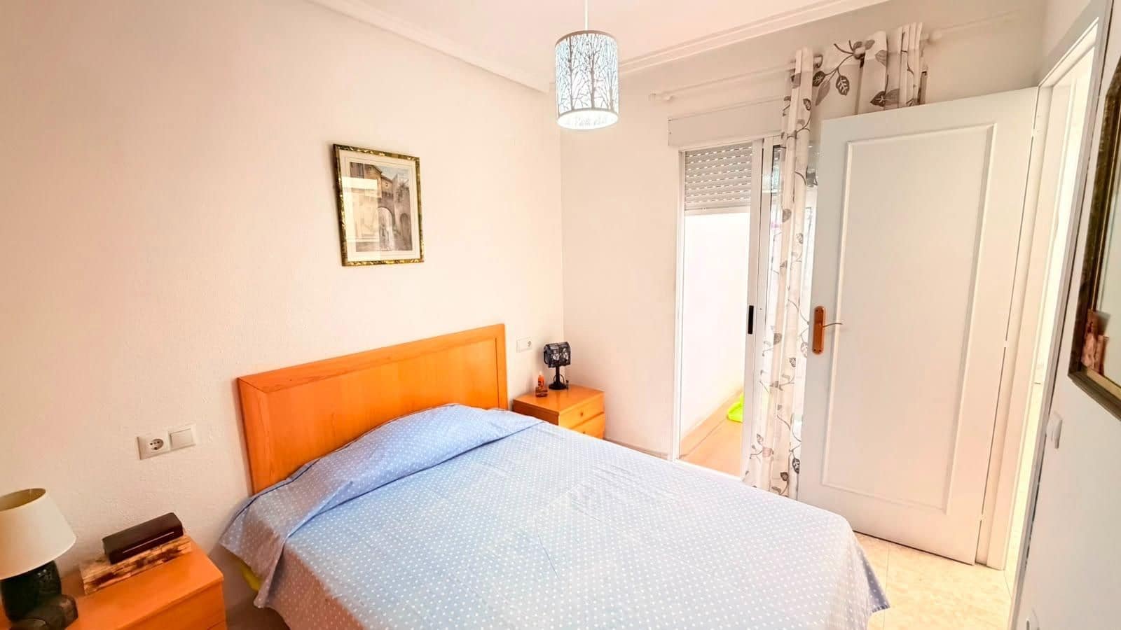1 sovrum Lägenhet till salu i Torrevieja - 135 000 € (Ref: 9979017)