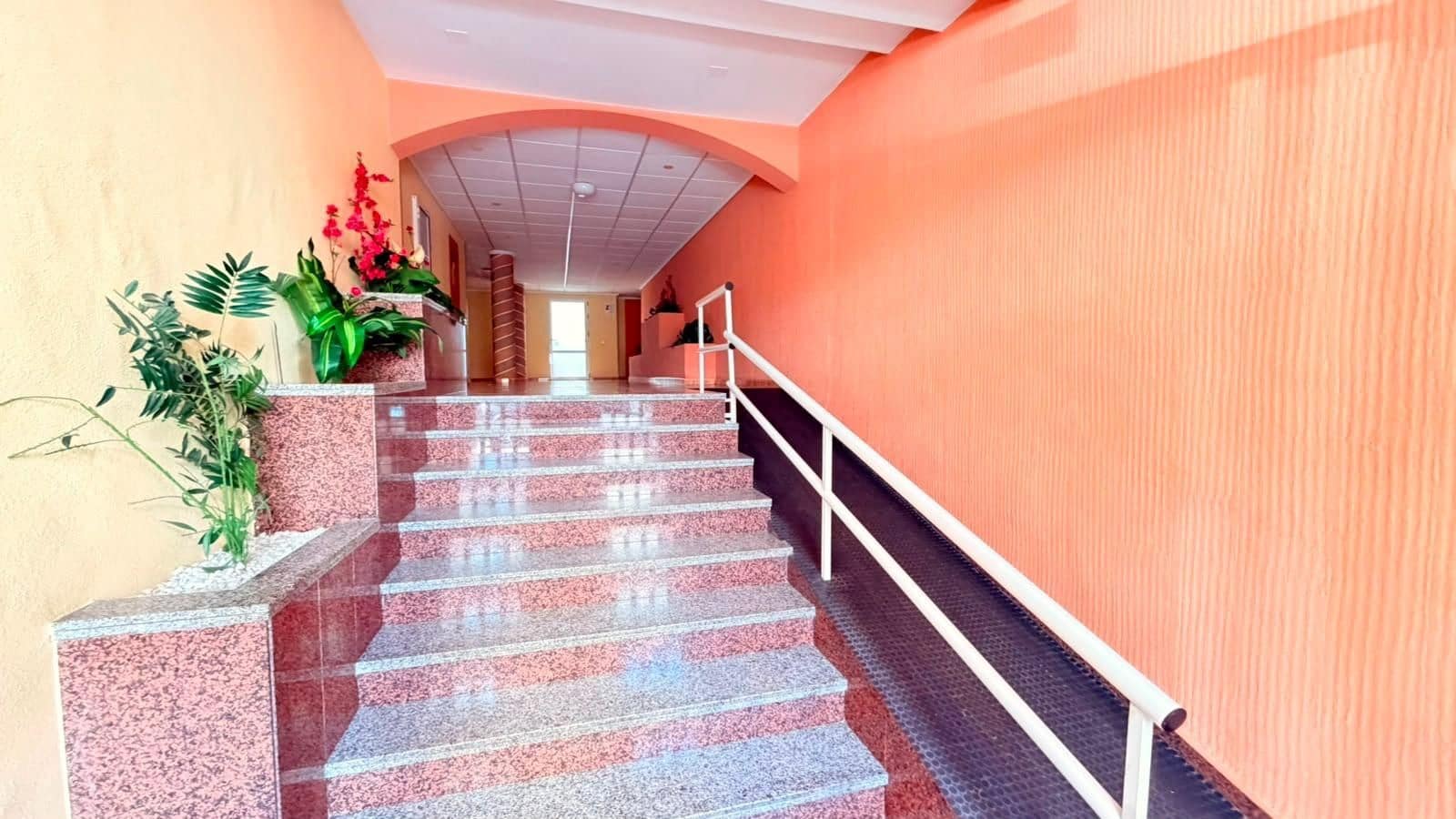 1 sovrum Lägenhet till salu i Torrevieja - 135 000 € (Ref: 9979017)