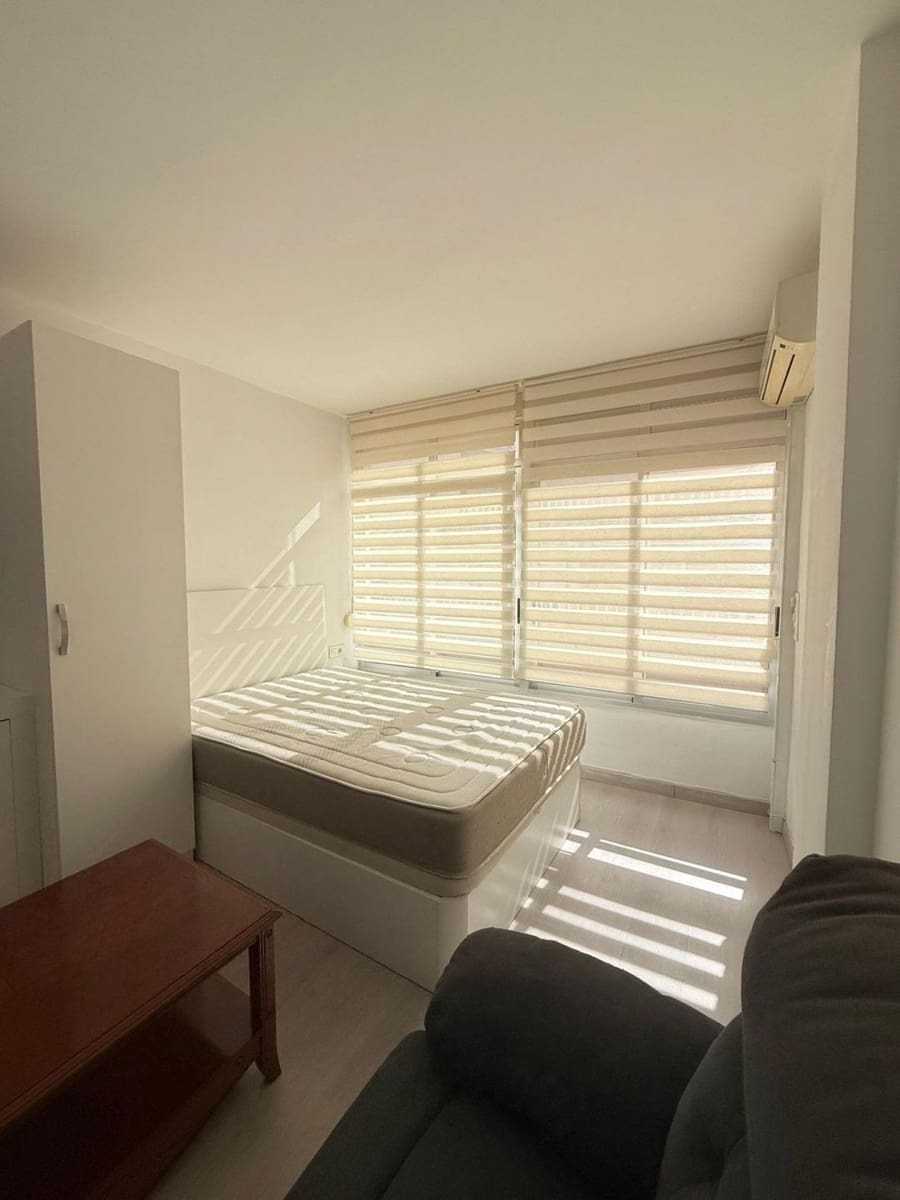1 slaapkamer Appartement te koop in Torrevieja - € 89.000 (Ref: 9979020)