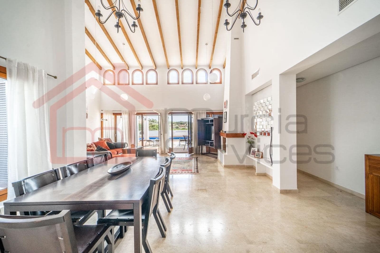 Chalet de 4 habitaciones en El Valle Golf Resort en venta con piscina - 595.000 € (Ref: 9979831)