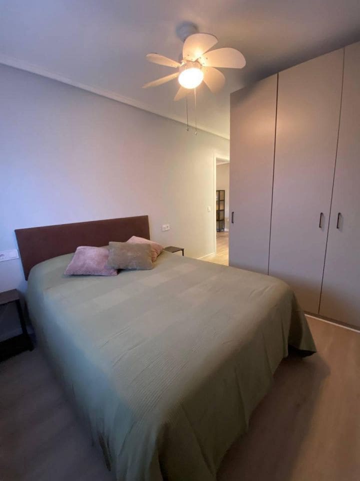 1 sovrum Lägenhet till salu i Torrevieja - 149 000 € (Ref: 9979845)
