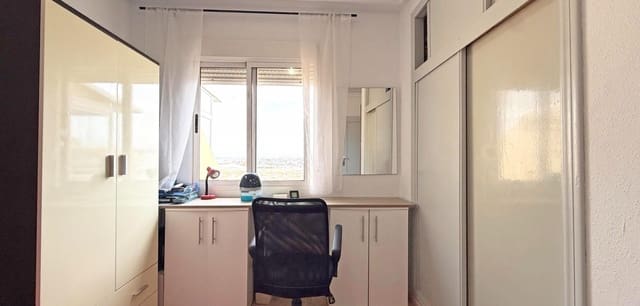 2 slaapkamer Appartement te koop in Centro, Torrevieja - € 159.900 (Ref: 9986991)