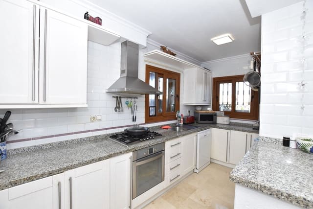 3 slaapkamer Villa te koop in Algorfa met garage - € 389.950 (Ref: 9986992)