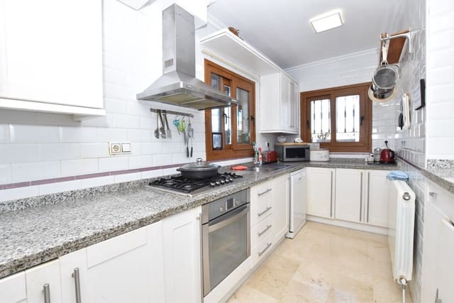 3 slaapkamer Villa te koop in Algorfa met garage - € 389.950 (Ref: 9986992)