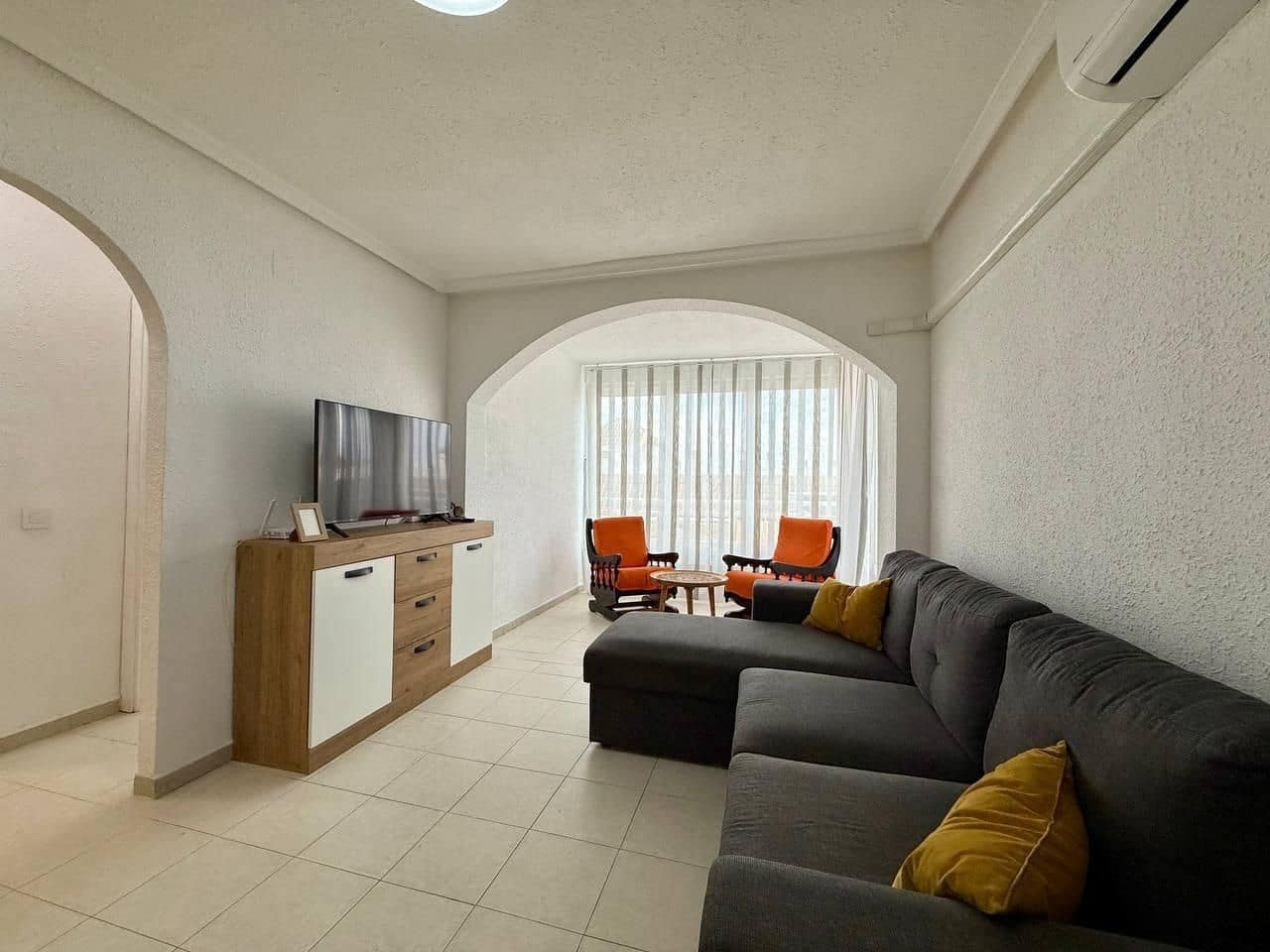 2 Zimmer Apartment zu verkaufen in Torrevieja - 159.900 € (Ref: 9987001)
