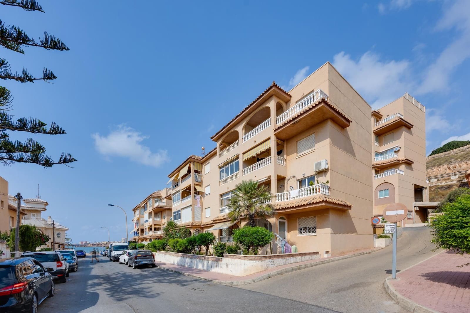 2 makuuhuone Huoneisto myytävänä paikassa Cabo Cervera mukana uima-altaan - 219 500 € (Ref: 9990834)