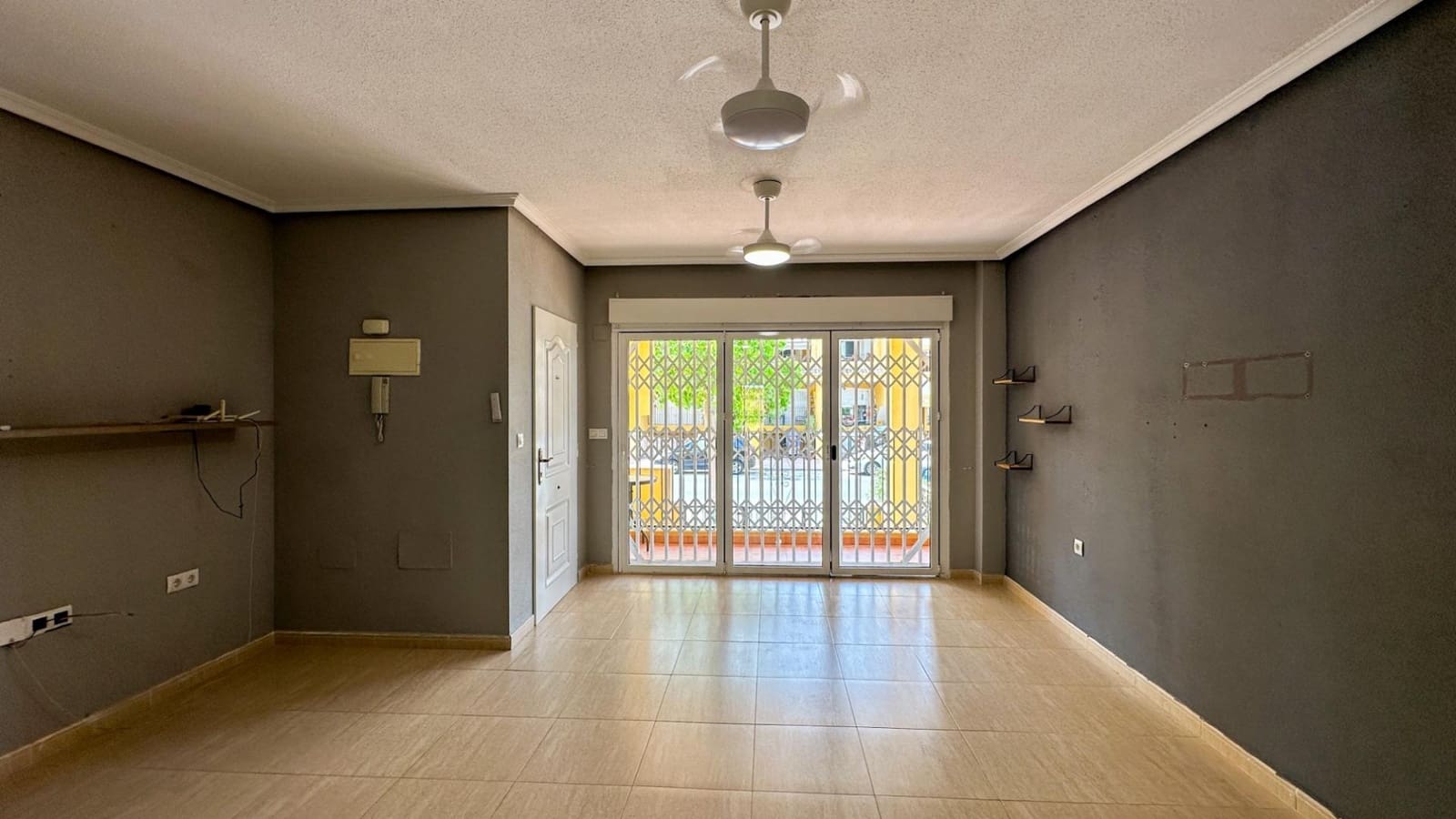 2 quarto Bungalow para venda em Daya Nueva - 119 000 € (Ref: 9990838)