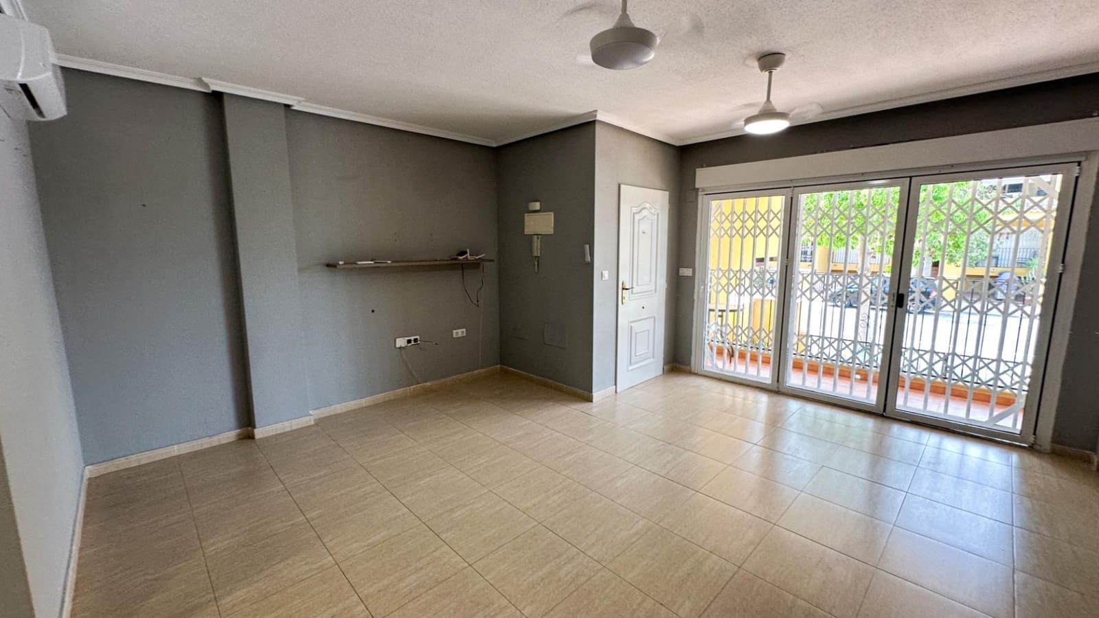 2 quarto Bungalow para venda em Daya Nueva - 119 000 € (Ref: 9990838)