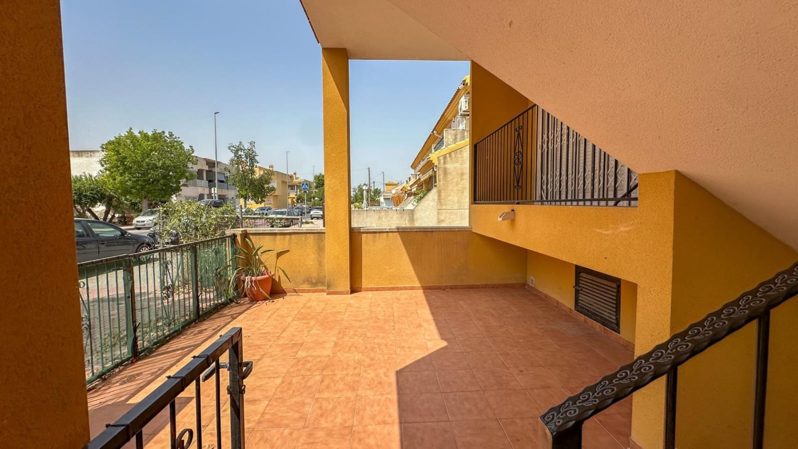 2 quarto Bungalow para venda em Daya Nueva - 119 000 € (Ref: 9990838)