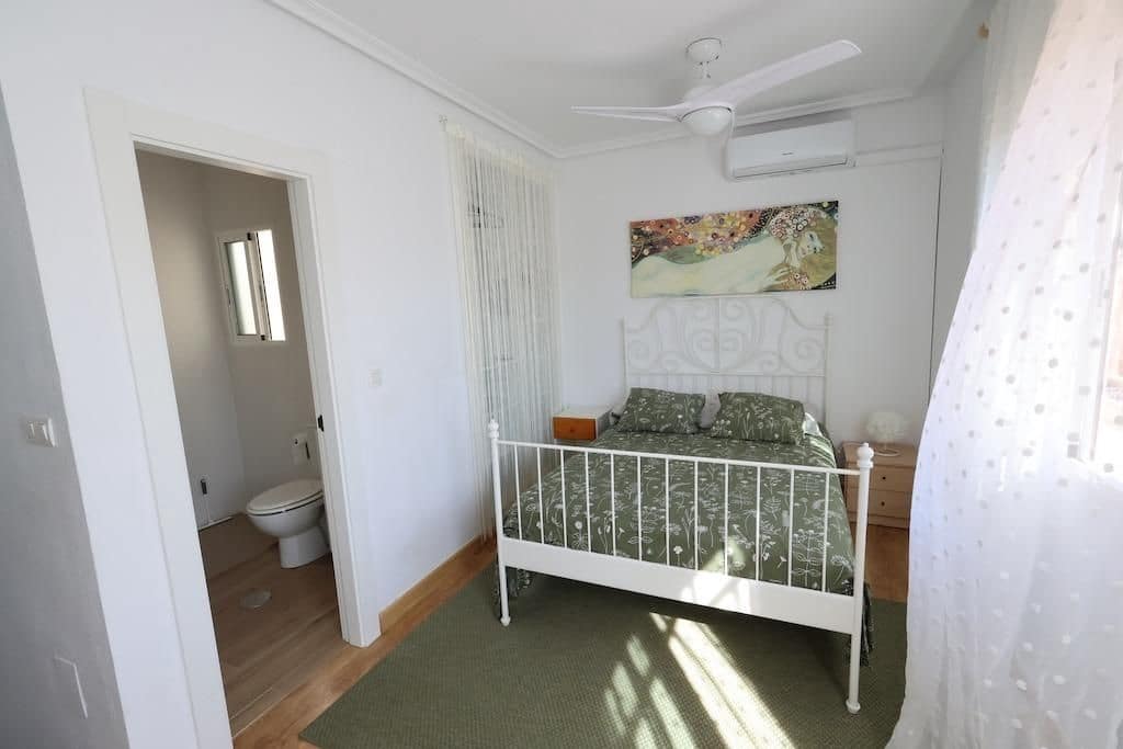 3 soveværelse Lejlighed til salg i La Zenia - € 280.000 (Ref: 9994385)