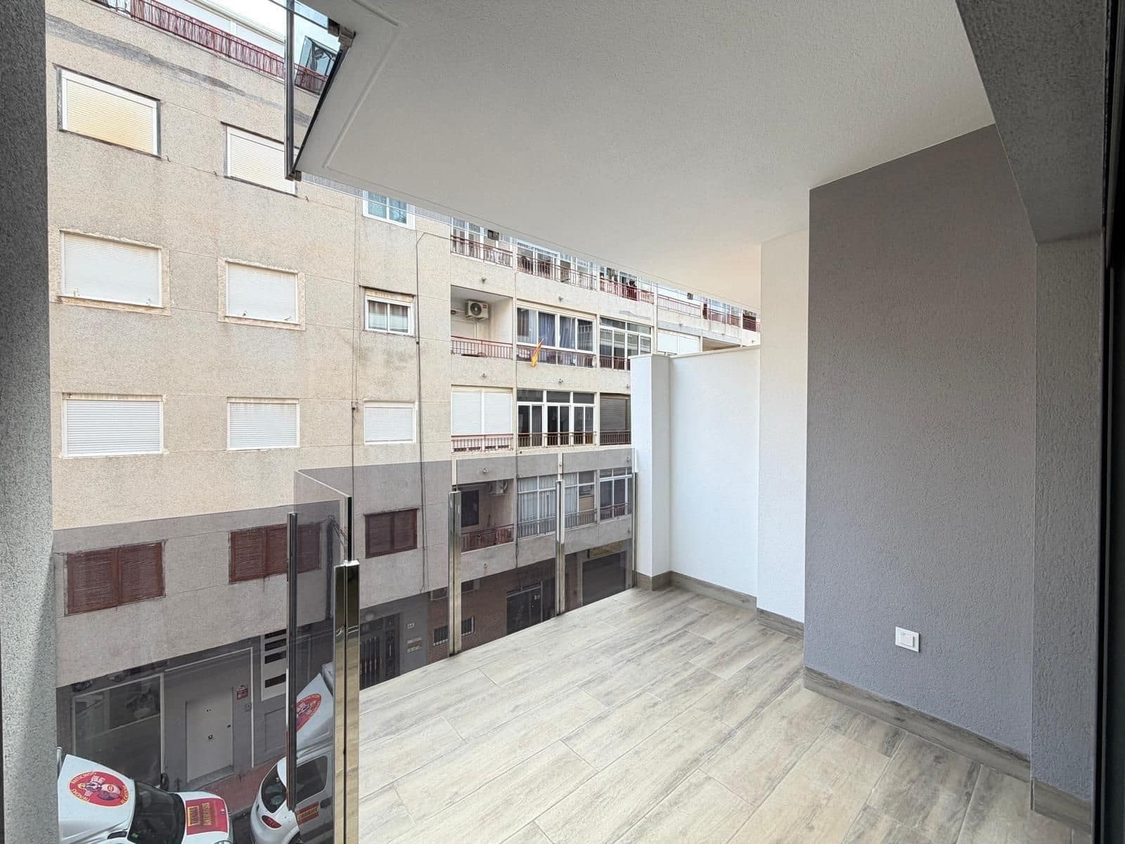 2 soveværelse Lejlighed til salg i Torrevieja med swimmingpool - € 330.000 (Ref: 9994386)