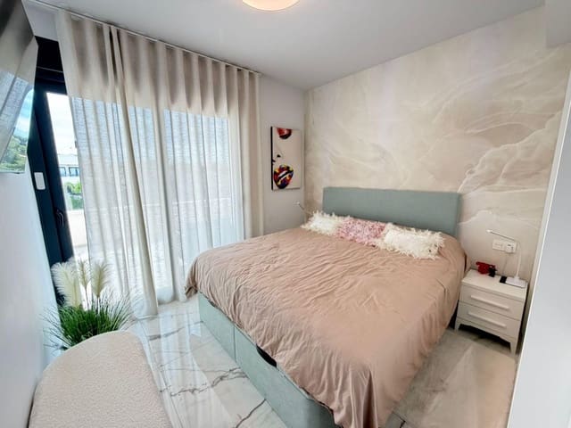 3 soveværelse Penthouse til salg i Orihuela Costa, Orihuela med swimmingpool - € 529.000 (Ref: 9995153)