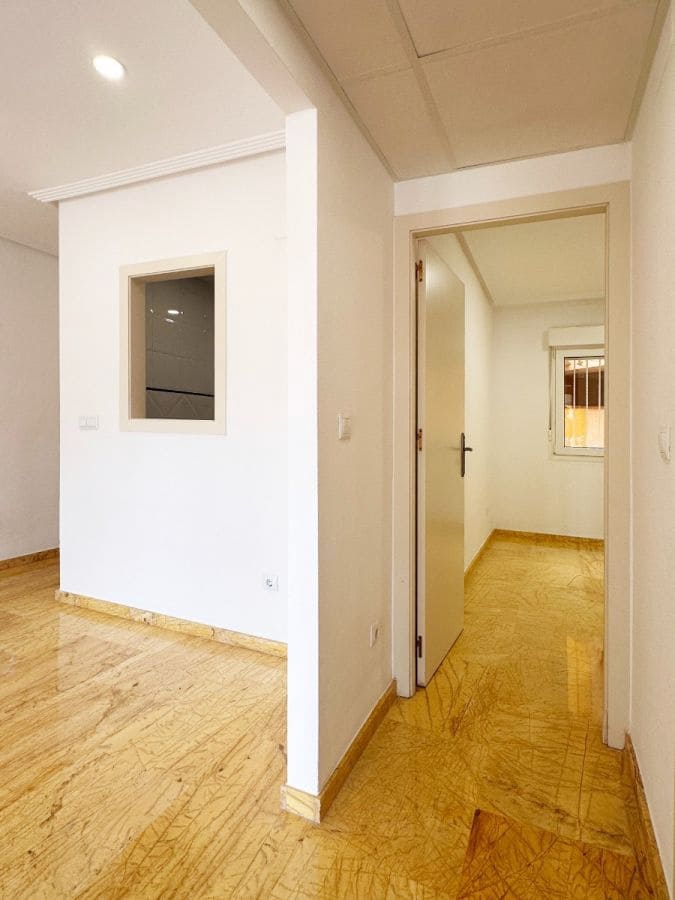 2 bedroom Apartment for sale in Orihuela Costa - € 280,000 (Ref: 9995156)