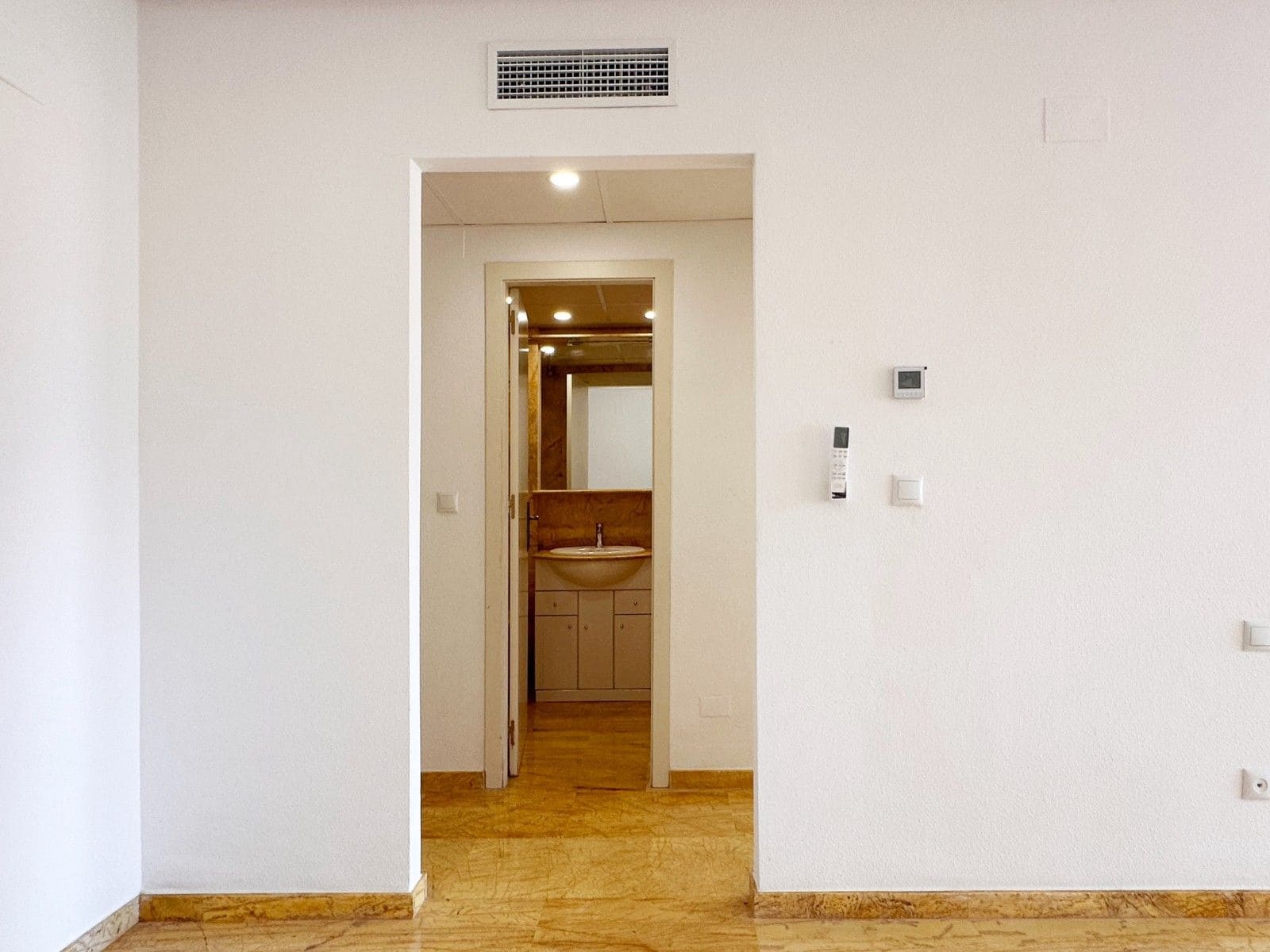 2 bedroom Apartment for sale in Orihuela Costa - € 280,000 (Ref: 9995156)